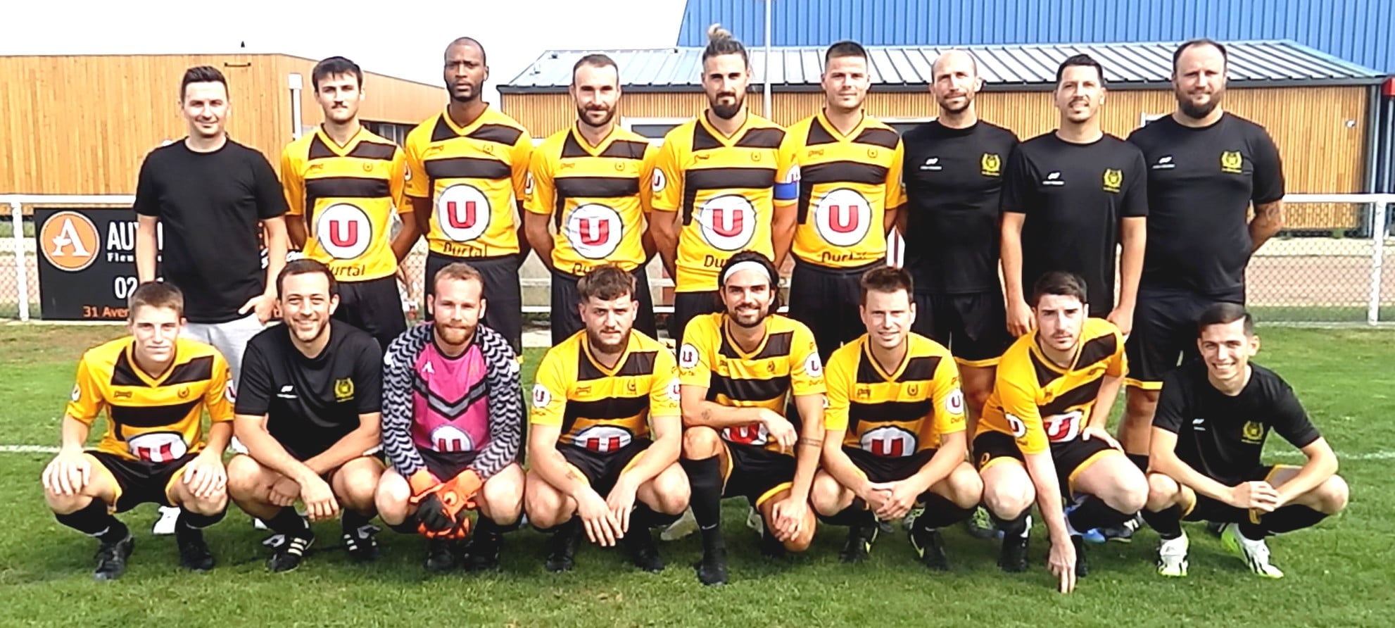 Photo d’équipe A des Aiglons Durtalois